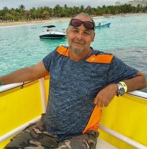 Meet your Posher, Charles